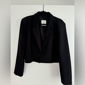 Abercrombie Cropped Black Blazer